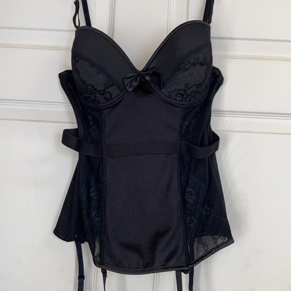 NWOT NEVER WORN Push Up Bustier